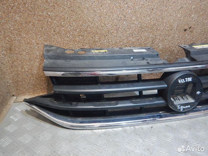 Б/У Б/У Решетка радиатора, Volkswagen