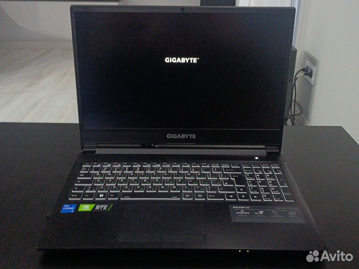 Ноутбук gigabyte g5