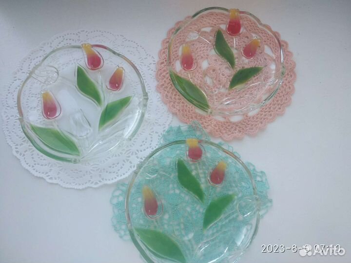 Столовая посуда цветная