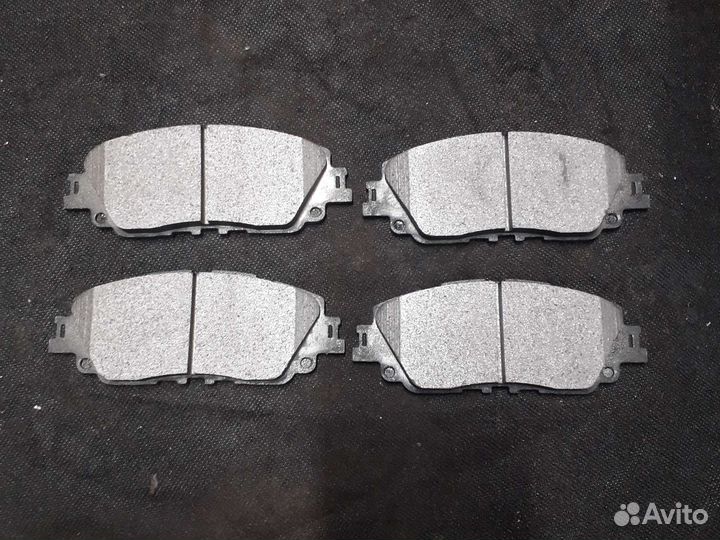 Тормозные колодки Toyota camry 70