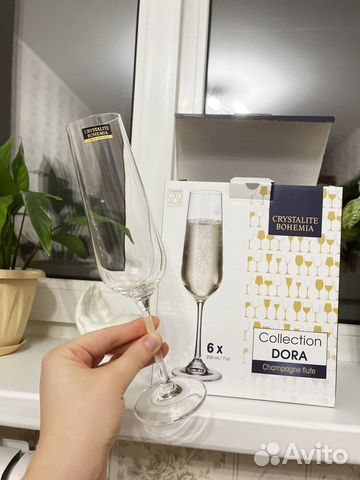 Новые бокалы для шампанского bohemia dora 6 штук