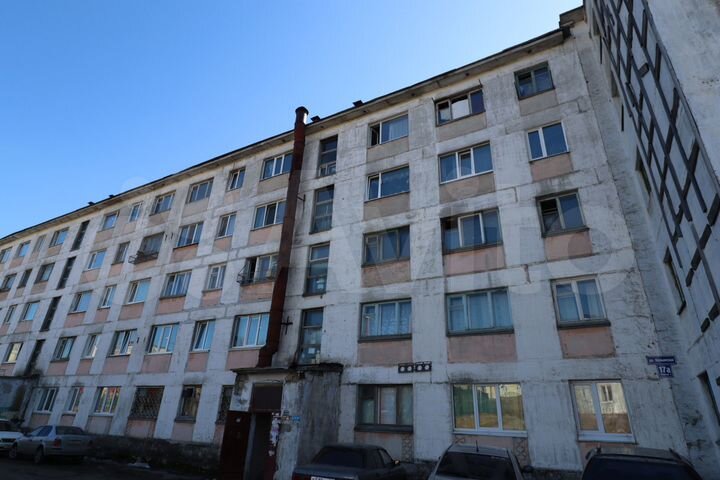 Комната 90 м² в 3-к., 1/5 эт.