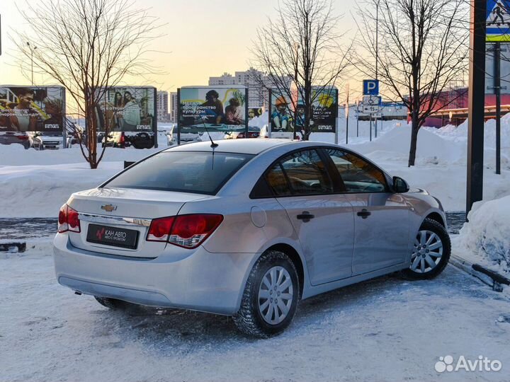 Chevrolet Cruze 1.6 AT, 2012, 198 279 км