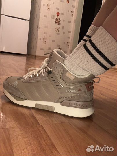 Зимние ботинки adidas 39