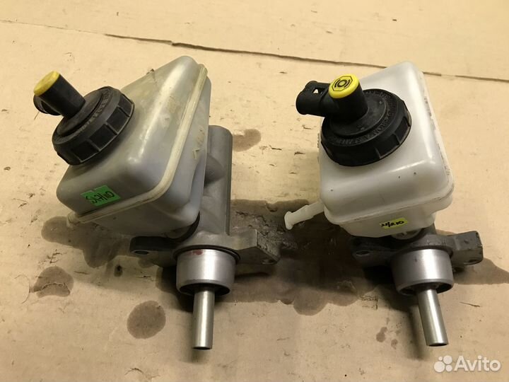 Главный тормозной цилиндр Renault Logan 1.4i