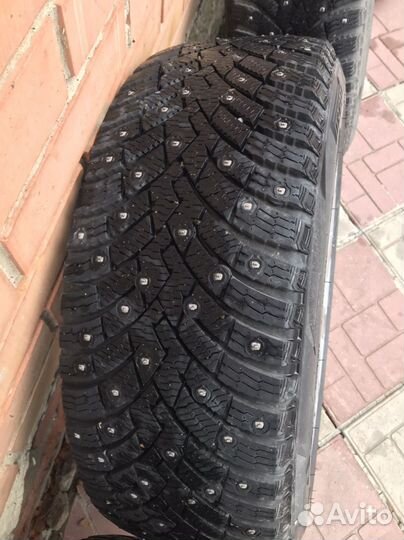 Pirelli Ice Zero 2 225/50 R17 98