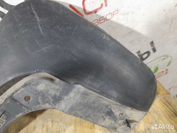 Брызговик задний правый Skoda Rapid (2013-2020)