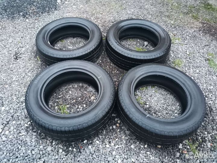 Barum Bravuris 4x4 235/65 R17 108V