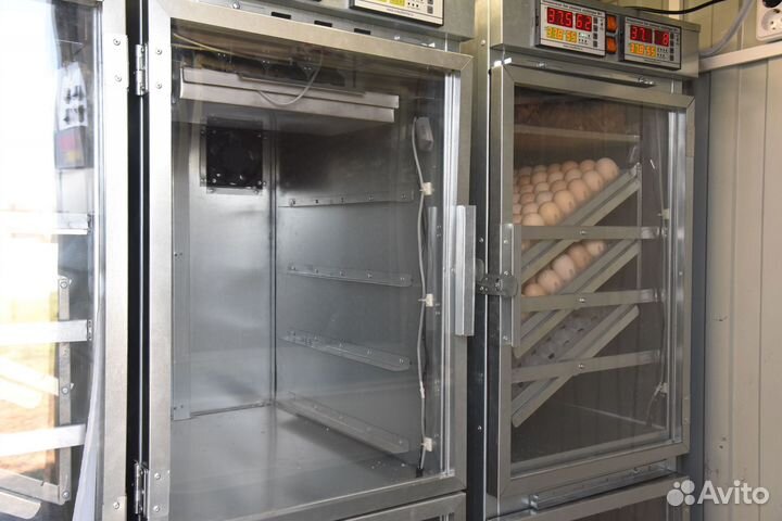 Инкубаторий с оборудованием в комплекте