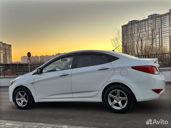 Hyundai Solaris 1.6 AT, 2015, 134 800 км