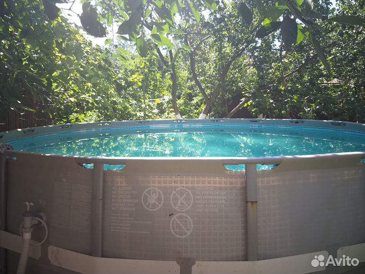 Продается бассейн интекс