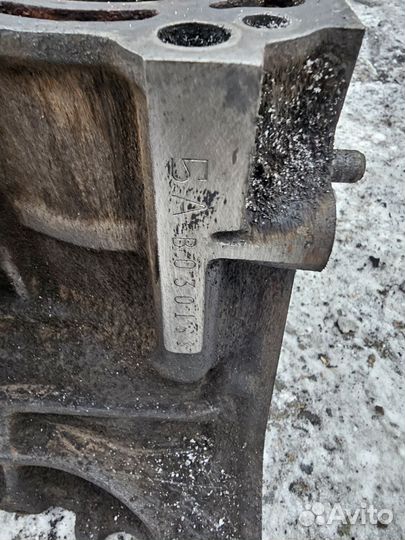 Блок цилиндров toyota carina AT211, 5AFE