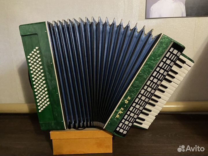 Аккордеон в рестоврацию