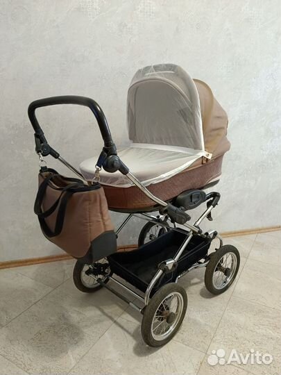 Коляска Navington люлька