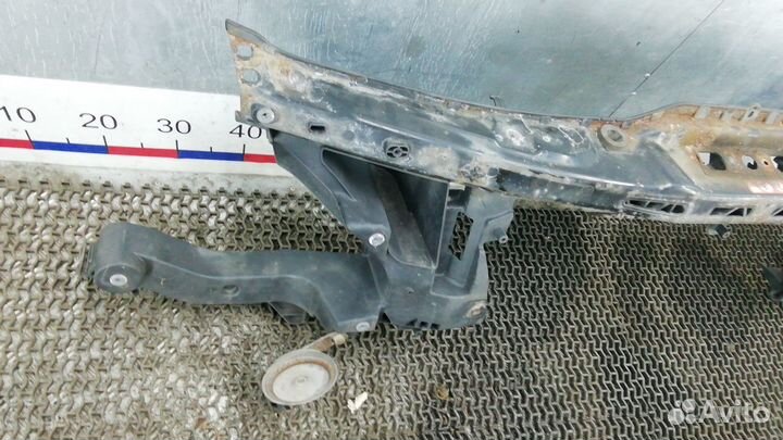 Передняя панель крепления Mercedes W639 3-9 дней