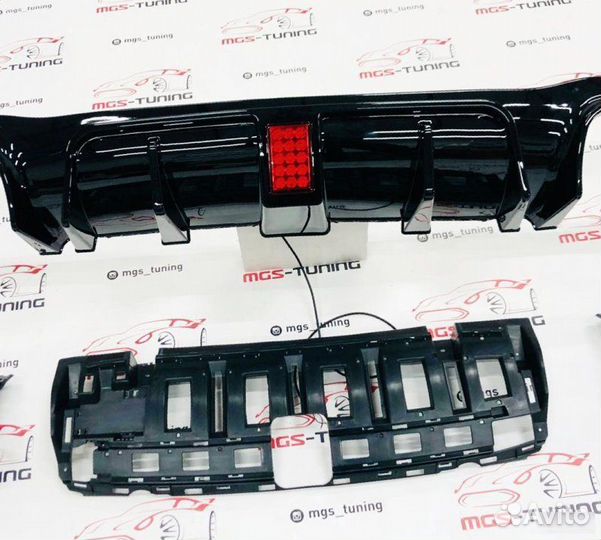 Диффузор (B) черный Mercedes w213