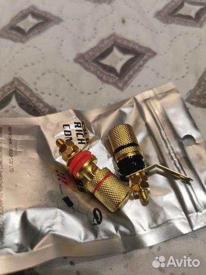 Винтовые клеммы для акустики