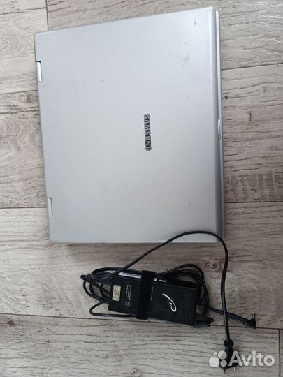 Samsung Р28