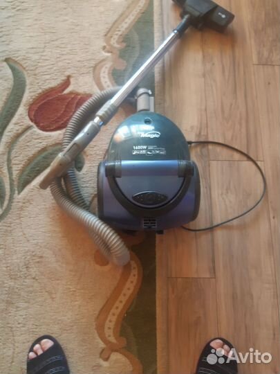 Пылесос вакуумный LG