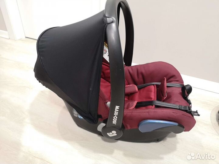 Автокресло (автолюлька) Maxi-Cosi Citi Robin Red
