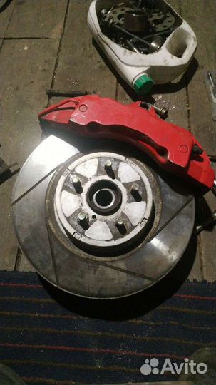 Тормоза на Subaru 6 поршневые Brembo z17, z18