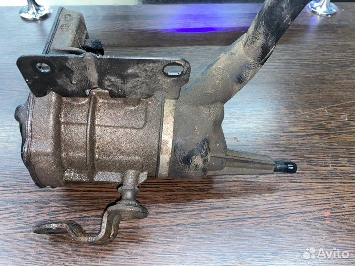 Насос гидроусилителя руля Peugeot 308 T7 5FW 2010