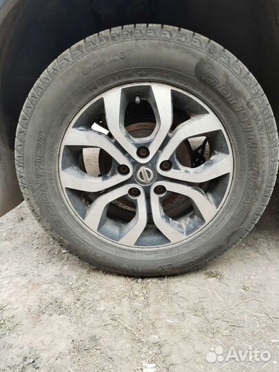 Continental ContiCrossContact LX 215/65 R16 98H