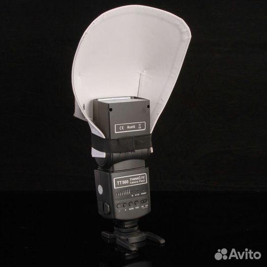 Универсальный отражатель/рассеиватель для вспышки