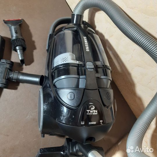 Пылесос Samsung SC8876