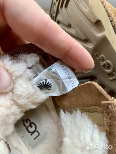 Ботинки зимние UGG