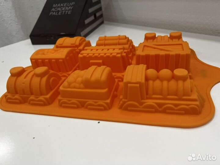 Формочки силиконовые «Паровоз»