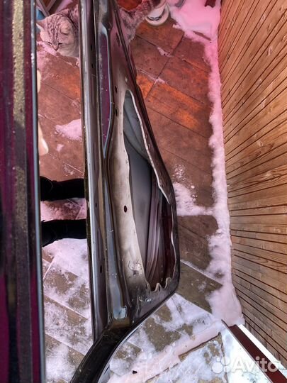 Задняя правая дверь на VW Tiguan