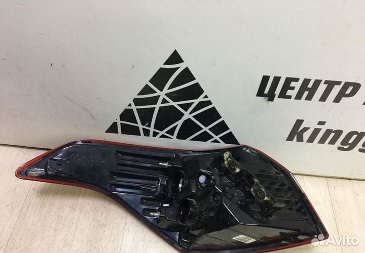 Фонарь правый внешний Hyundai Creta oem 92402m0000