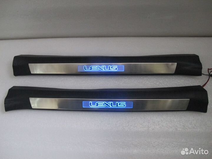 Накладки NX 200 / NX 300H / NX 200t на пороги двер