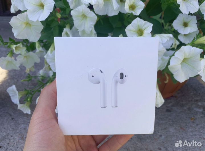 AirPods новые