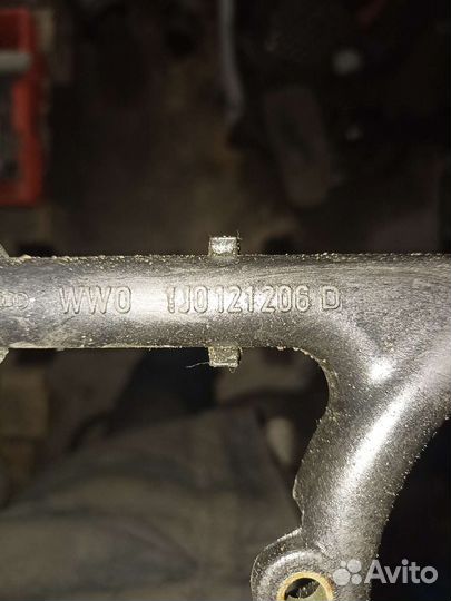 Кронштейн вентилятора радиатора Volkswagen golf 4