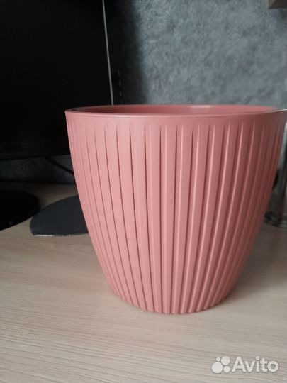 Горшок цветочный