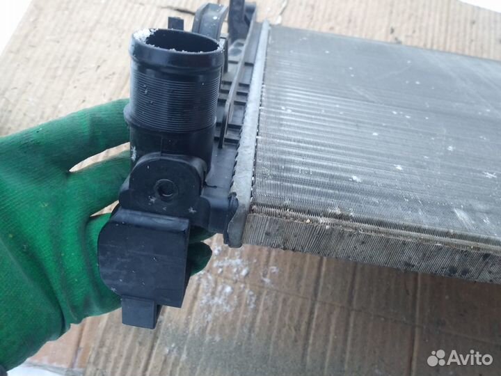 Радиатор LADA Vesta Renault Logan 2