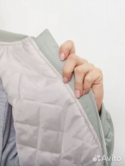 Куртка бомбер