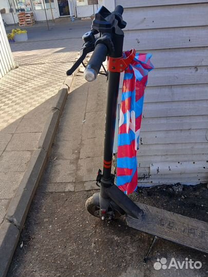 Электросамокат Tribe maya