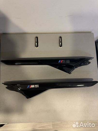 Bmw M5 f90 жабры на крылья