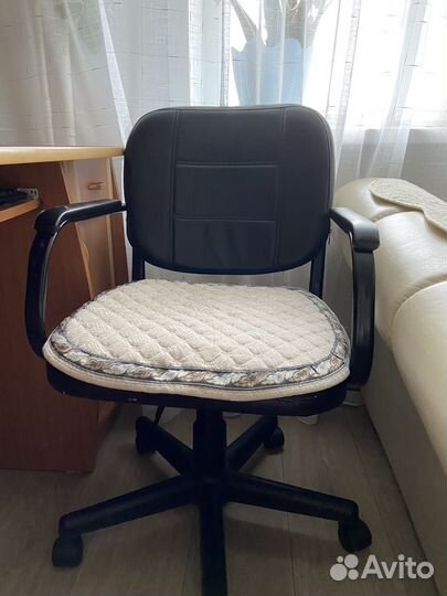 Компьютерное кресло кожа