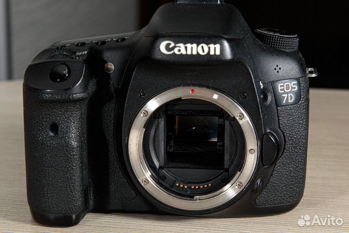 Фотокамера Canon EOS 7D