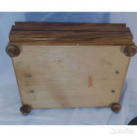 Музыкальная шкатулка Thorents