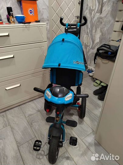 Трехколесный велосипед