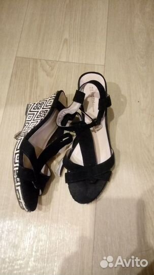 Женская обувь