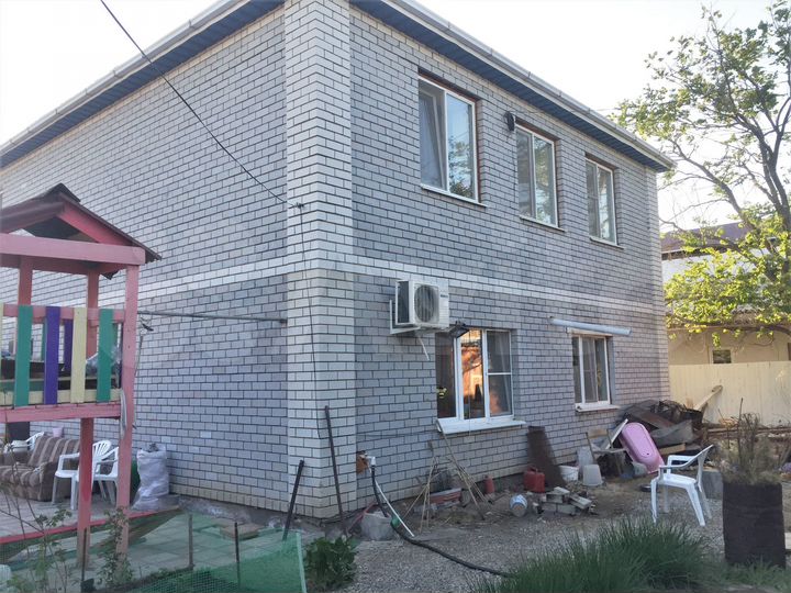 Дом 186,9 м² на участке 3,6 сот.