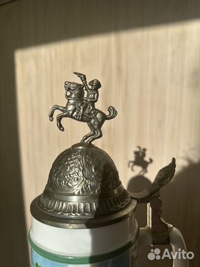 Пивная кружка с крышкой