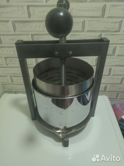 Пресс для отжима винограда