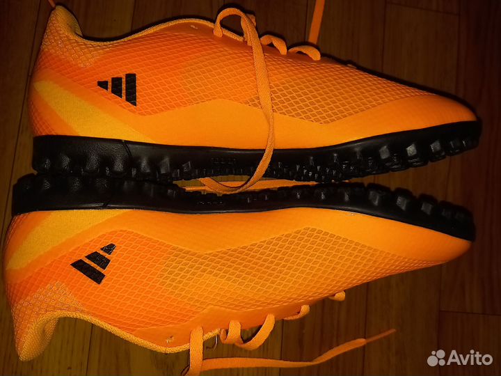 Сороконожки Adidas новые